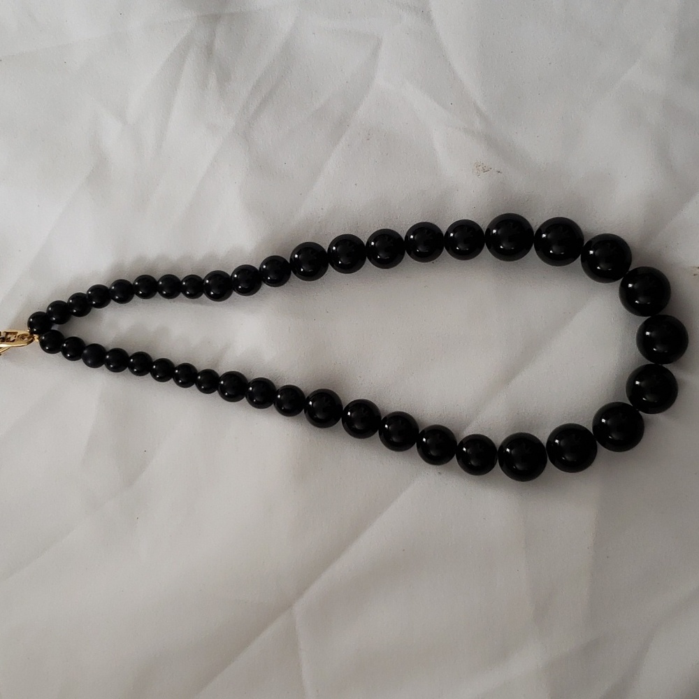 Black Bead necklace